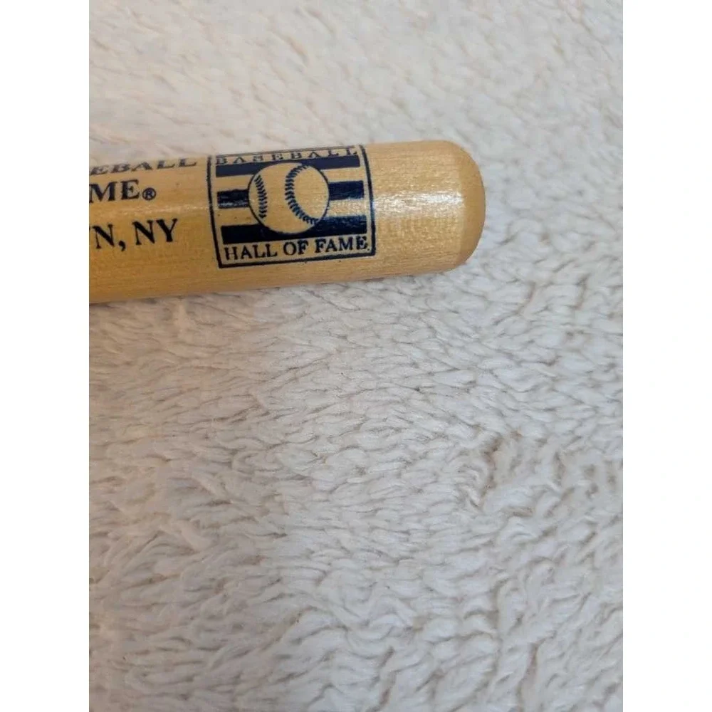 National‎ Baseball Hall of Fame Cooperstown NY Mini Wooden Bat Souvenir